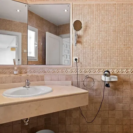 בית נופש Charming Independent House With Pool In Nueva Andalucia *