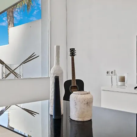Charming Independent House With Pool In Nueva Andalucia בית נופש *