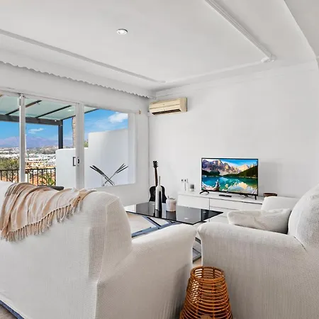 Charming Independent House With Pool In Nueva Andalucia